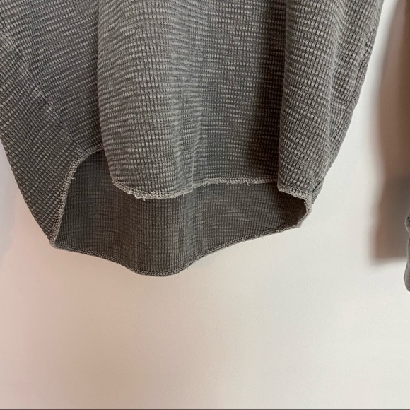 Lucky Brand Thermal Pullover Boho Hoodie Long Sleeve Distressed Gray Size Small - Picture 4 of 9